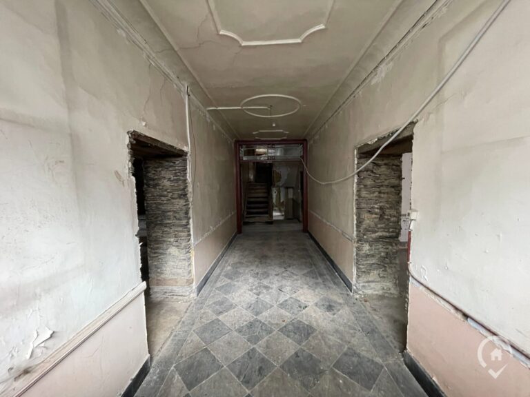 Condrogest - SOUS OPTION !!! Immeuble à rénover sur 4 niveaux - 1060m²