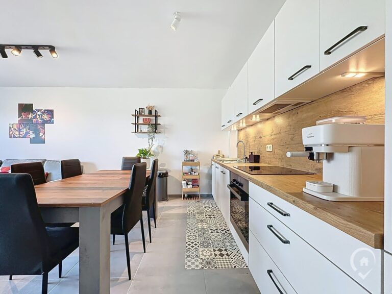 Condrogest - Superbe appartement lumineux 2 chambres à vendre à Marloie