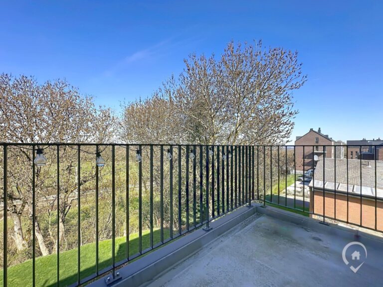 Condrogest - Superbe appartement lumineux 2 chambres à vendre à Marloie