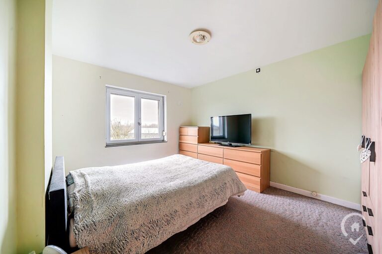 Condrogest - Maison 3 chambres entièrement rénovée à Florennes