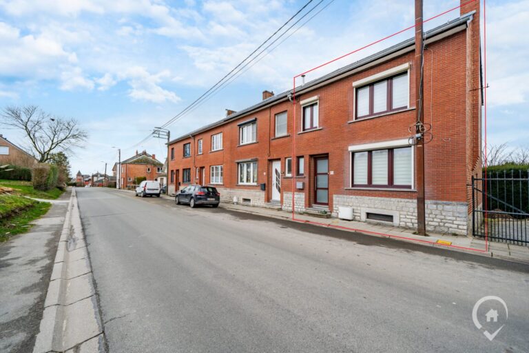 Condrogest - Maison 3 chambres entièrement rénovée à Florennes