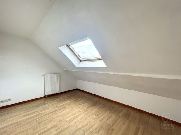 Condrogest - Maison 3 chambres à louer à Humain LOUE