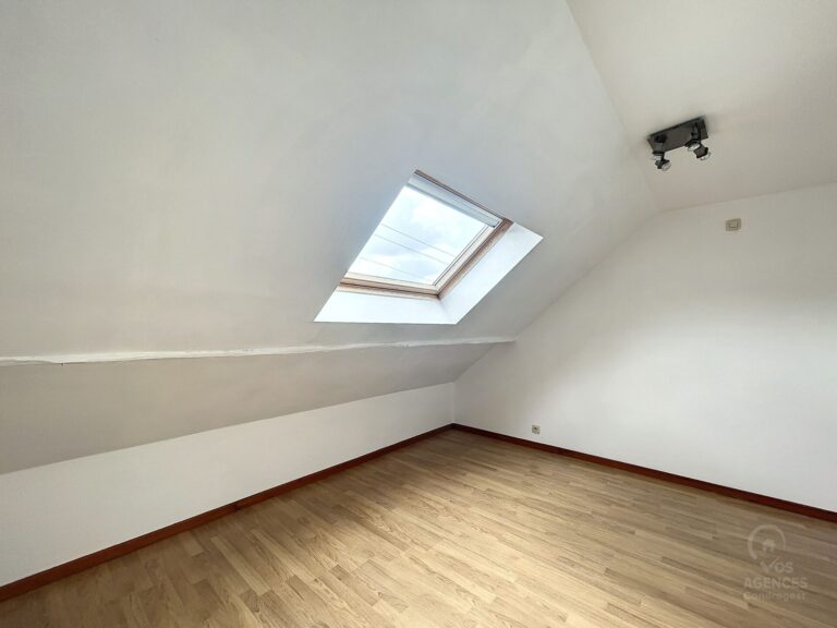 Condrogest - Maison 3 chambres à louer à Humain LOUE