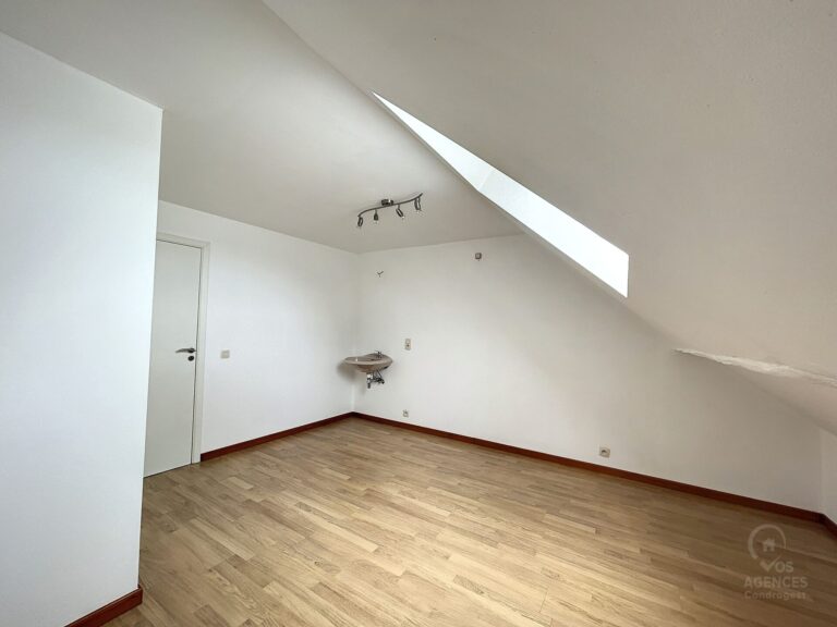 Condrogest - Maison 3 chambres à louer à Humain LOUE