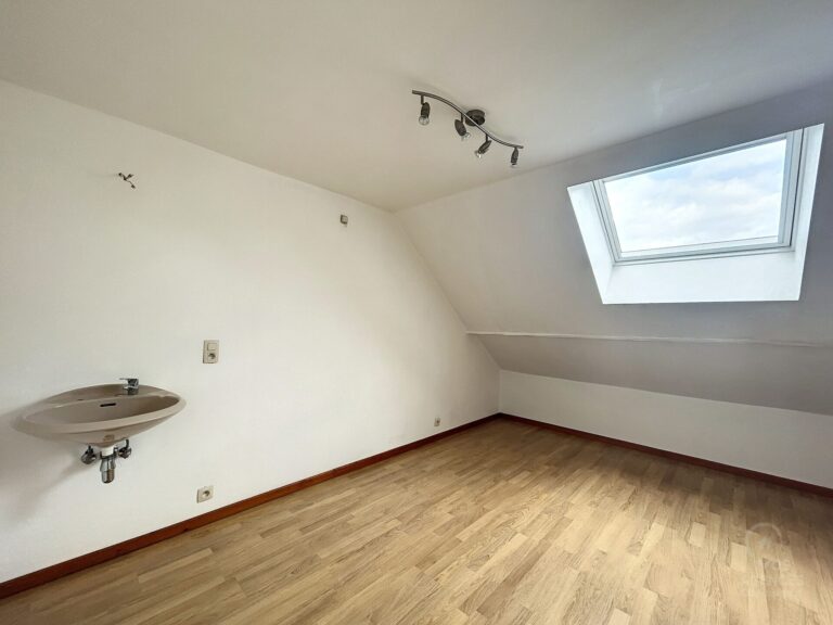 Condrogest - Maison 3 chambres à louer à Humain LOUE