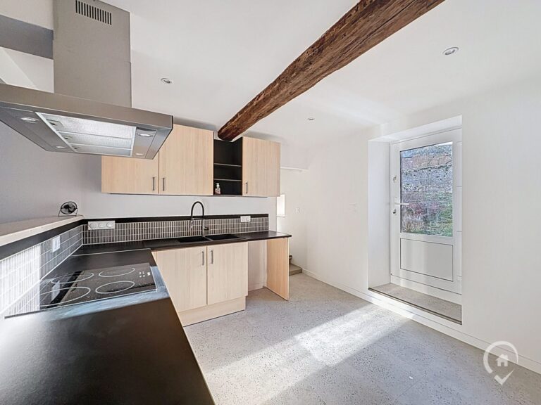 Condrogest - Superbe maison 3 chambres au centre de Beauraing LOUE