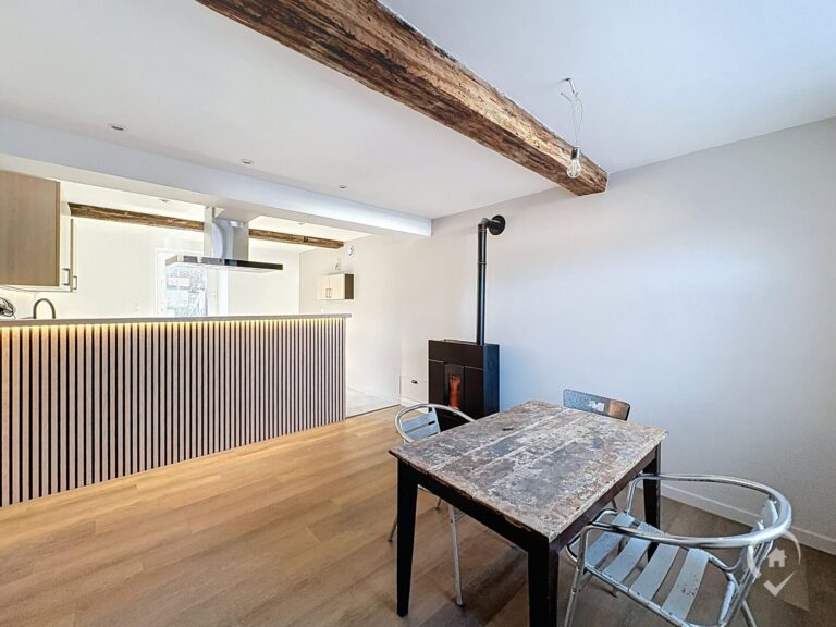 Condrogest - Superbe maison 3 chambres au centre de Beauraing LOUE