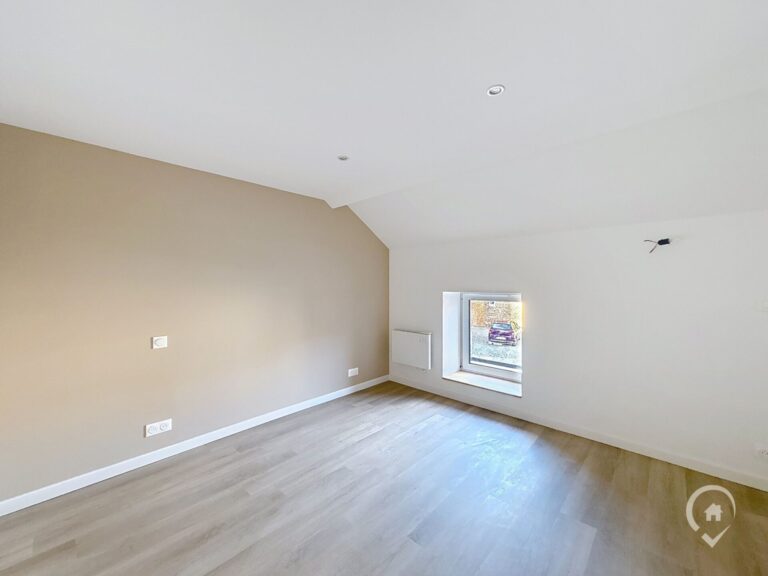 Condrogest - Superbe maison 3 chambres au centre de Beauraing LOUE