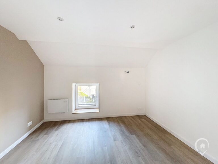 Condrogest - Superbe maison 3 chambres au centre de Beauraing LOUE