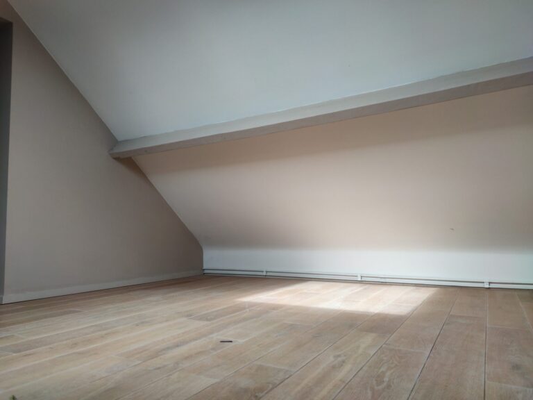 Condrogest - Magnifique maison avec studio aménagé et piscine