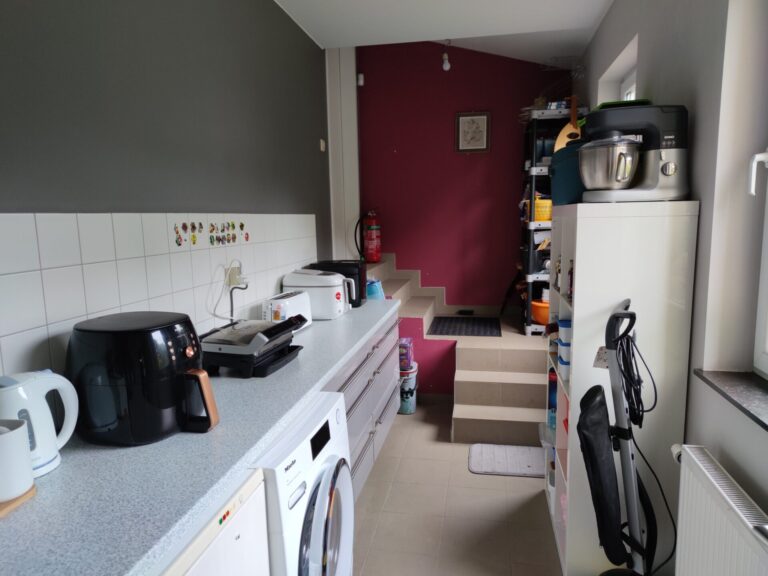 Condrogest - Magnifique maison avec studio aménagé et piscine