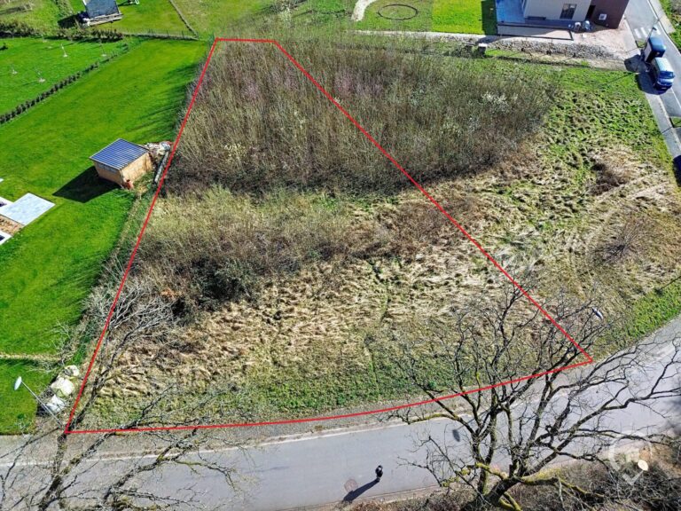 Condrogest - Terrain à bâtir de 12 ares à Anseremme