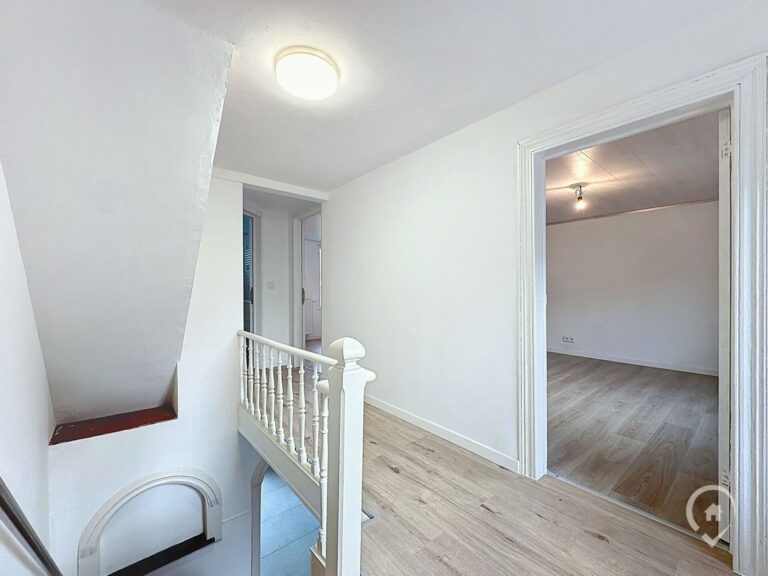 Condrogest - Maison rénovée 2 chambres avec jardin – PEB B