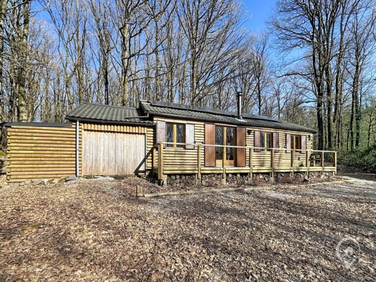Condrogest - Chalet sur 42 ares à vendre dans les bois d'Annevoie