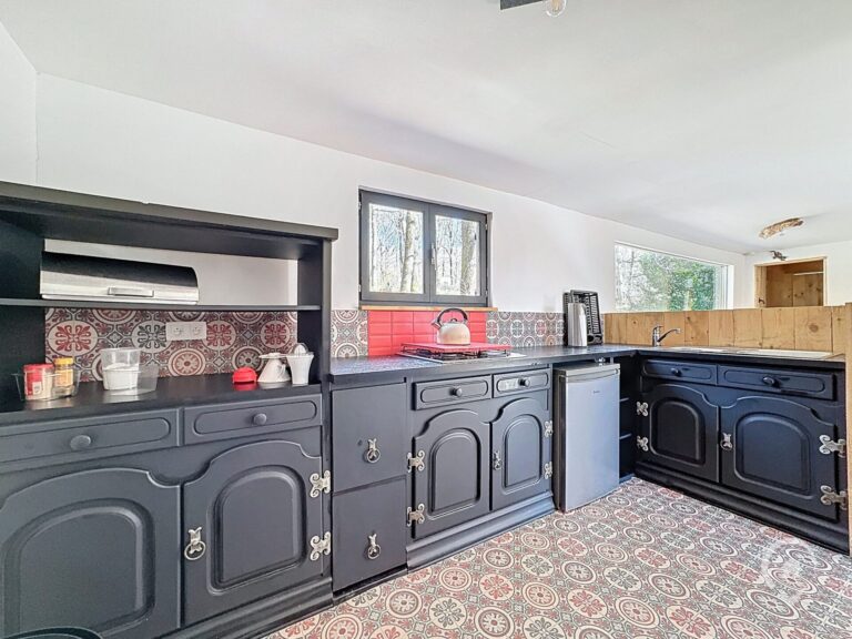 Condrogest - Chalet sur 42 ares à vendre dans les bois d'Annevoie