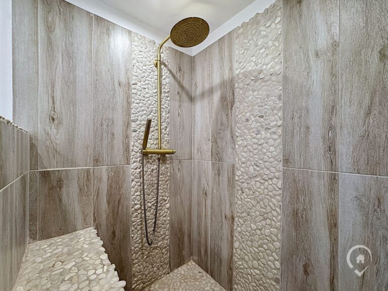 Condrogest - Chalet sur 42 ares à vendre dans les bois d'Annevoie