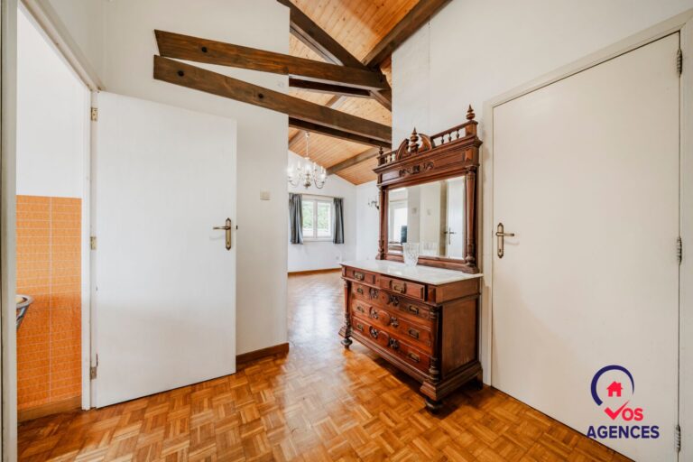 Condrogest - Maison 4 façades sur une parcelle de 5 ares