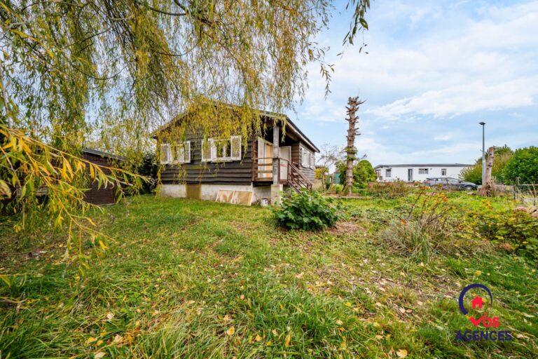 Condrogest - Maison 4 façades sur une parcelle de 5 ares