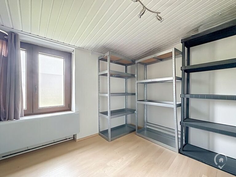 Condrogest - Maison de plain-pied 3 chambres à vendre à Schaltin