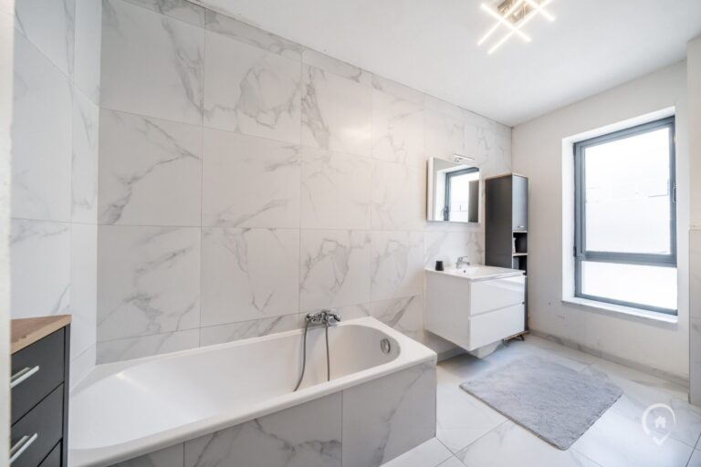 Condrogest - Appartement 2 chambres à vendre au centre de Dinant