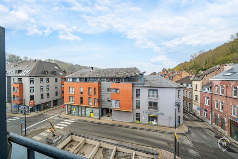 Condrogest - Appartement 2 chambres à vendre au centre de Dinant