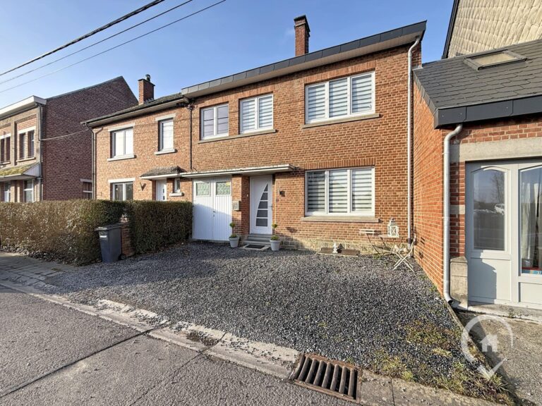 Condrogest - Maison familiale à vendre Beauraing centre