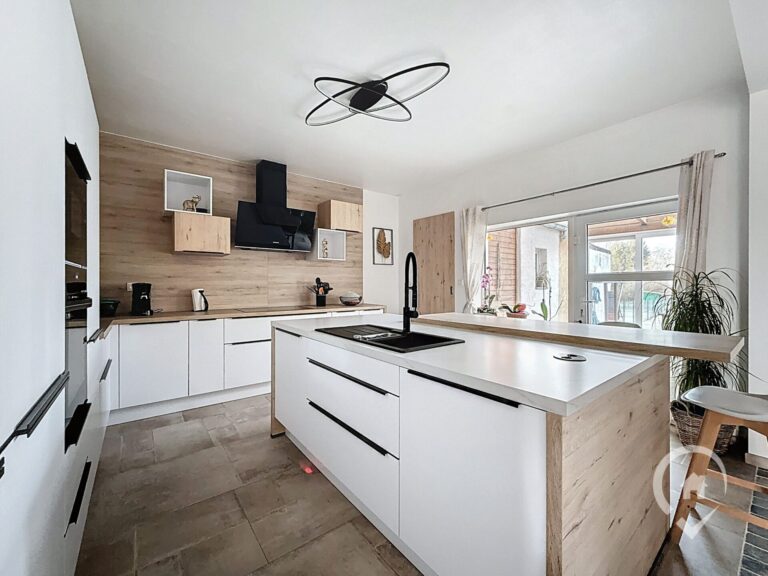 Condrogest - Maison familiale à vendre Beauraing centre