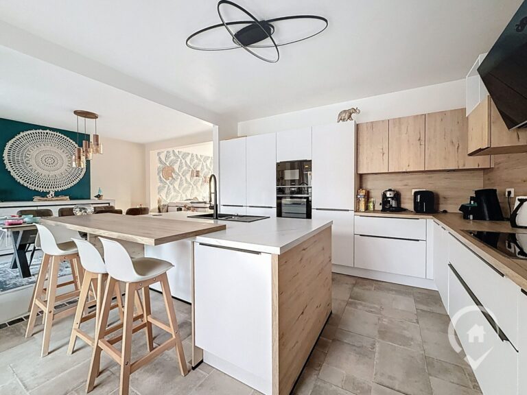 Condrogest - Maison familiale à vendre Beauraing centre