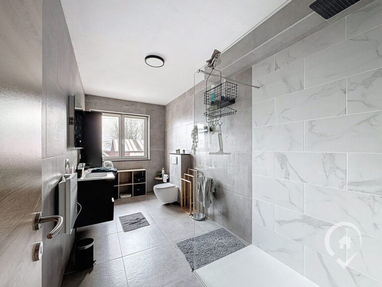 Condrogest - Maison familiale à vendre Beauraing centre