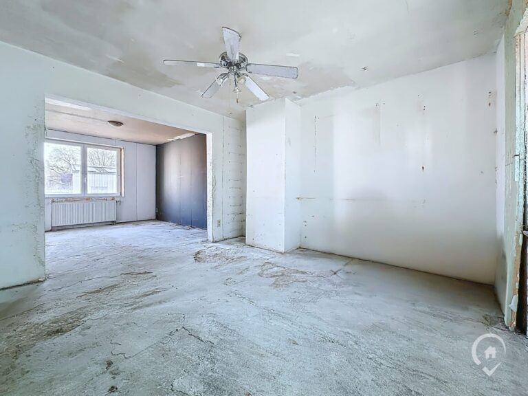 Condrogest - Maison avec jardin à rénover à vendre à Forrières