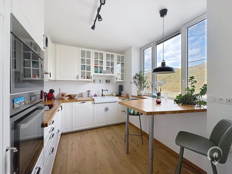 Condrogest - Appartement 2 chambres à louer à Anseremme