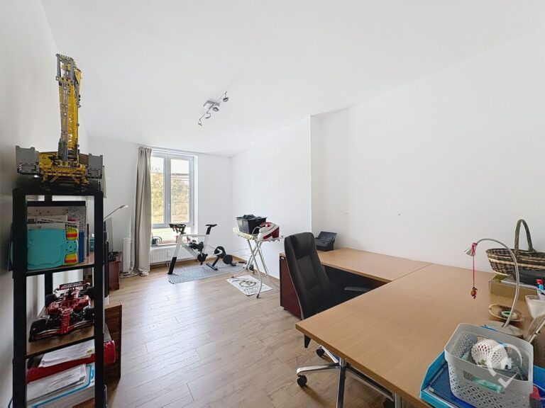 Condrogest - Appartement 2 chambres à louer à Anseremme