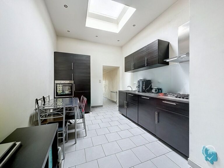 Condrogest - Maison 2 chambres à vendre à Fleurus - louée 700€