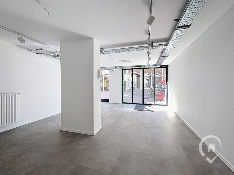 Condrogest - Commerce à louer au centre de Marche