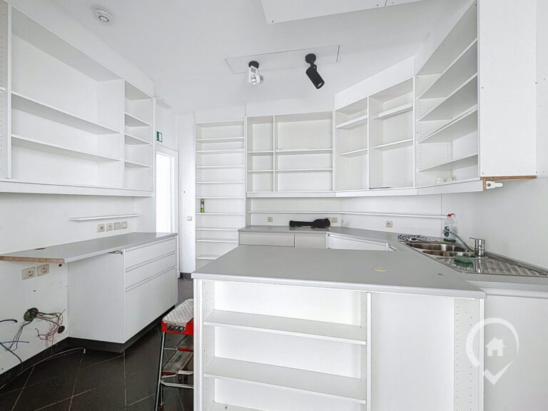 Condrogest - Commerce à louer au centre de Marche