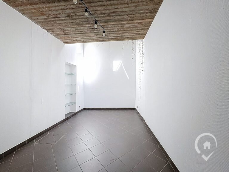 Condrogest - Commerce à louer au centre de Marche