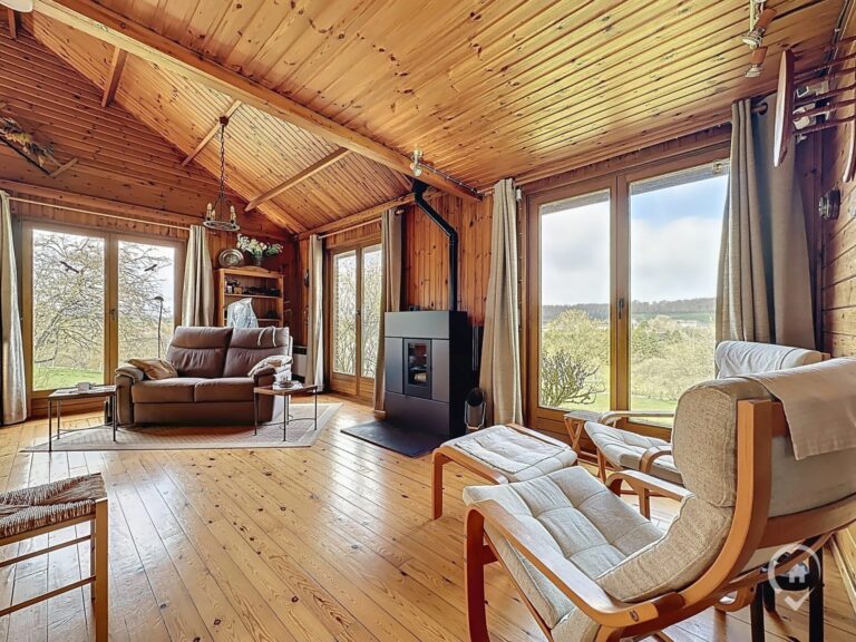 Condrogest - Sous option (off-market) Superbe chalet à l'orée d'un bois