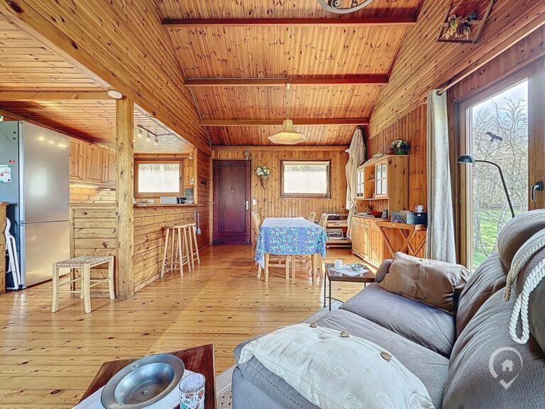 Condrogest - Sous option (off-market) Superbe chalet à l'orée d'un bois