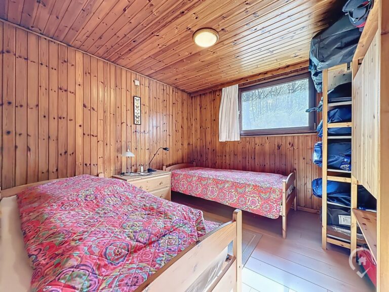 Condrogest - Sous option (off-market) Superbe chalet à l'orée d'un bois