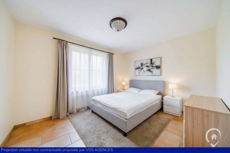 Condrogest - Villa 4 chambres avec garage et sous-sols à vendre à Dinant