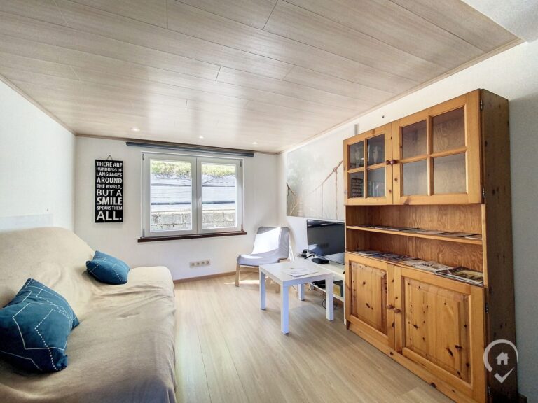 Condrogest - Chalet à louer à Neffe - Dinant
