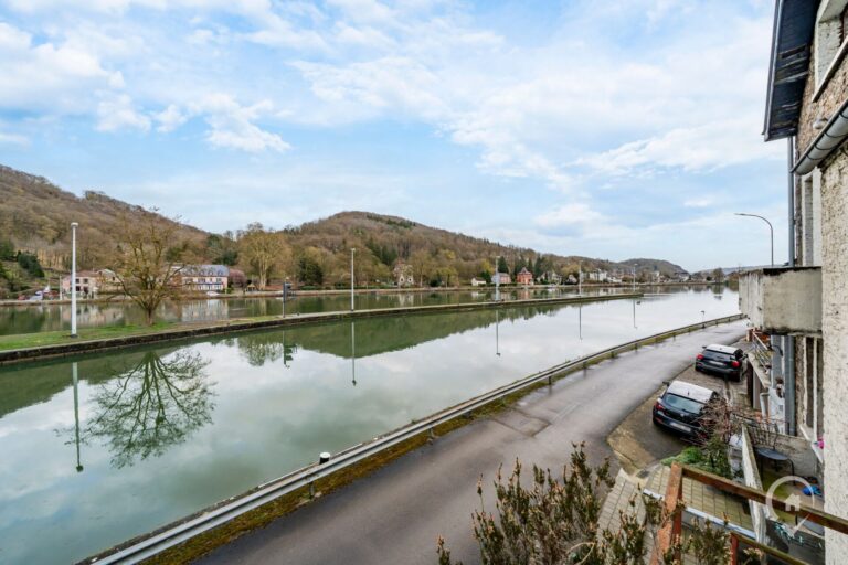Condrogest - Maison composée de 2 unités à vendre, en bord de Meuse