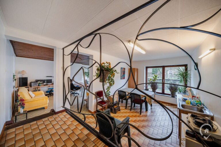 Condrogest - Maison composée de 2 unités à vendre, en bord de Meuse