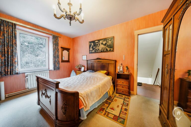 Condrogest - Maison composée de 2 unités à vendre, en bord de Meuse