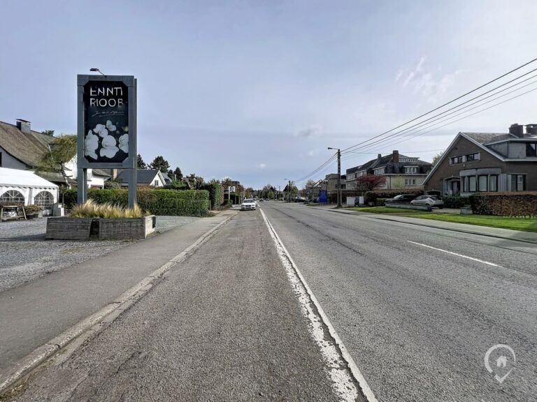 Condrogest - Maison à vendre sur la chaussée principale de Ciney