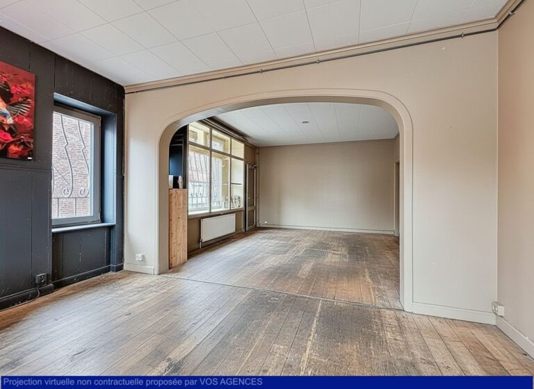 Condrogest - Maison à vendre sur la chaussée principale de Ciney