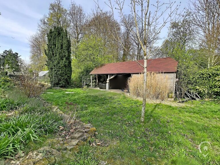 Condrogest - Maison à vendre sur la chaussée principale de Ciney