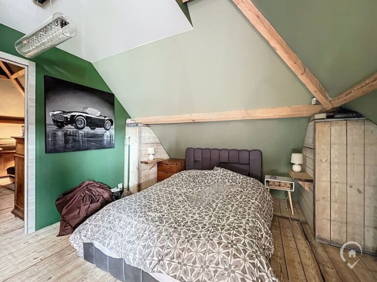 Condrogest - Maison à vendre sur la chaussée principale de Ciney