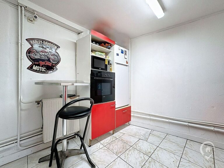 Condrogest - Maison 3 chambres au centre de Dinant à vendre