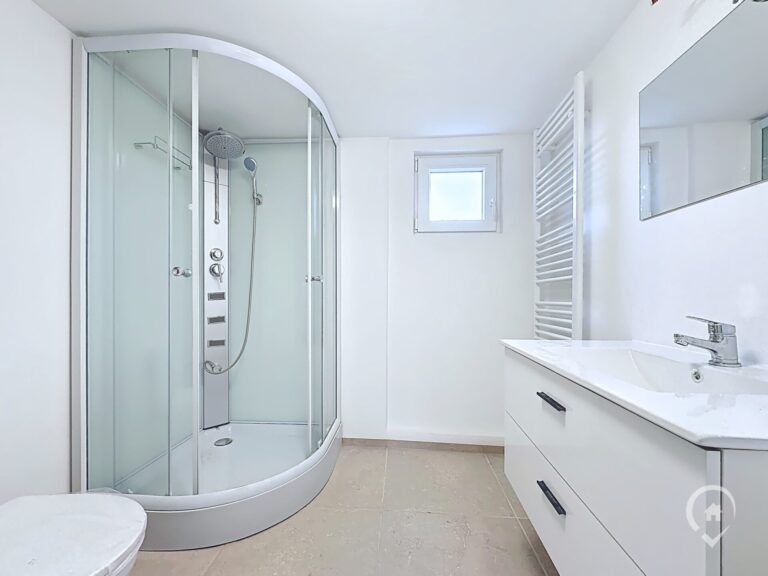 Condrogest - SOUS OPTION !!! Maison rénovée 2 chambres avec jardin – PEB B